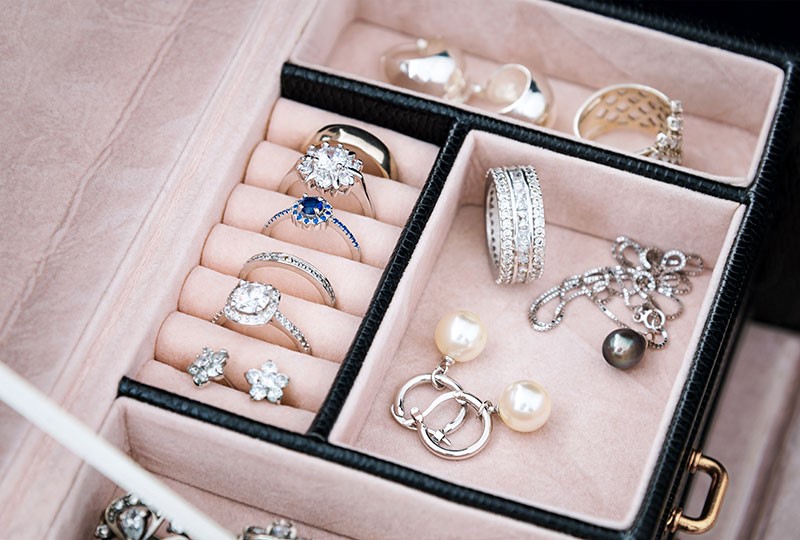 K10 gold jewelries