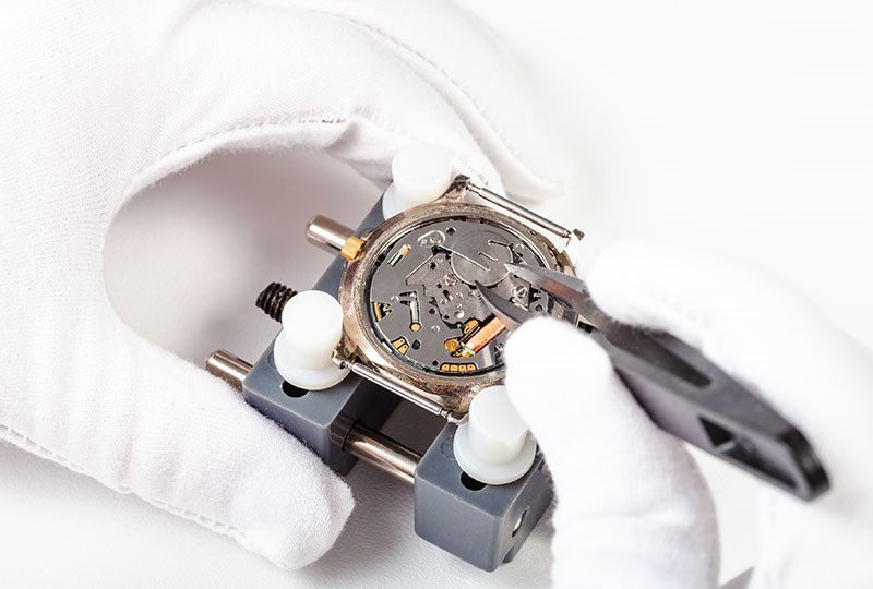 Reason to change watch at watch specialty shop