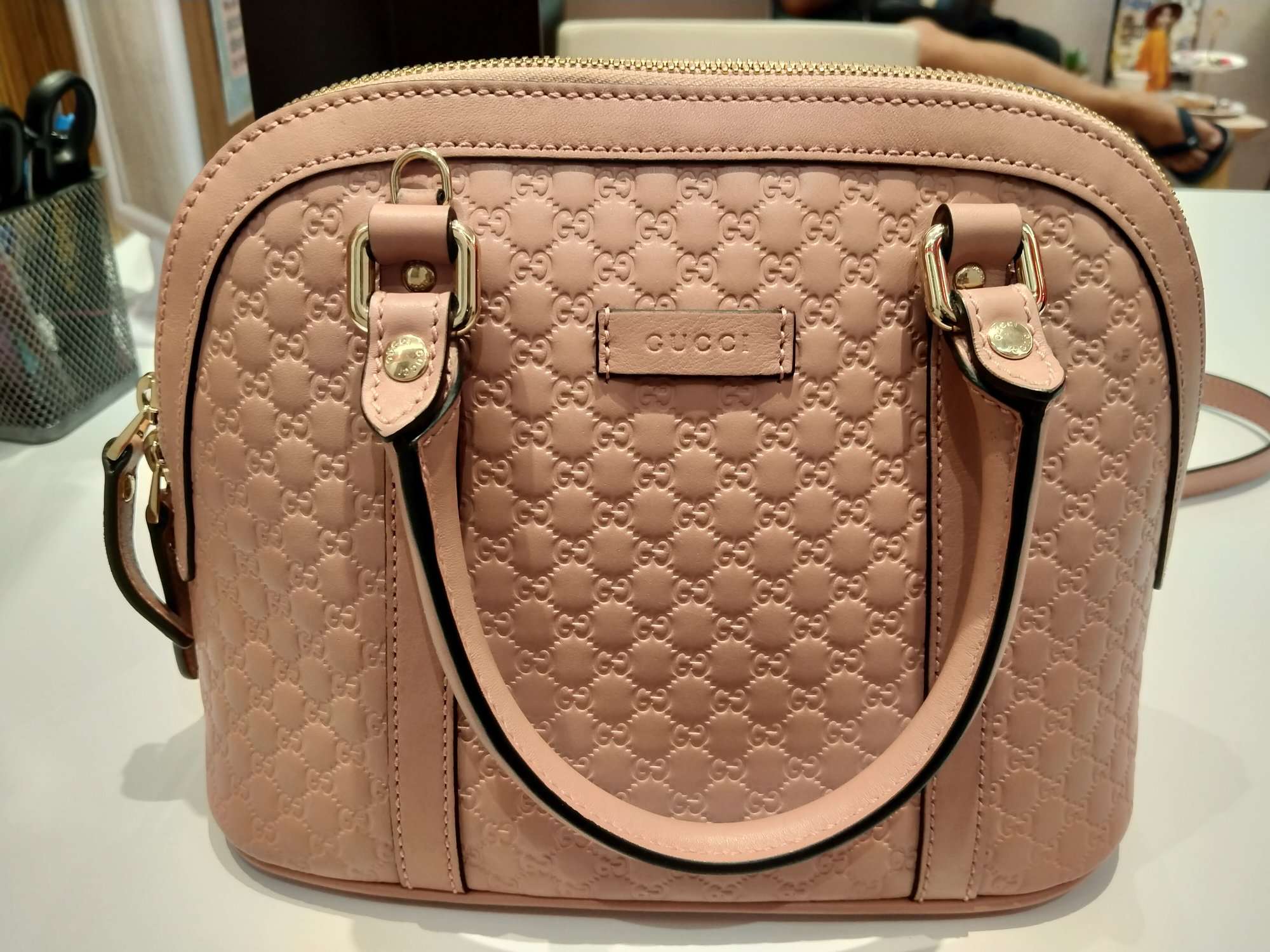 GUCCI