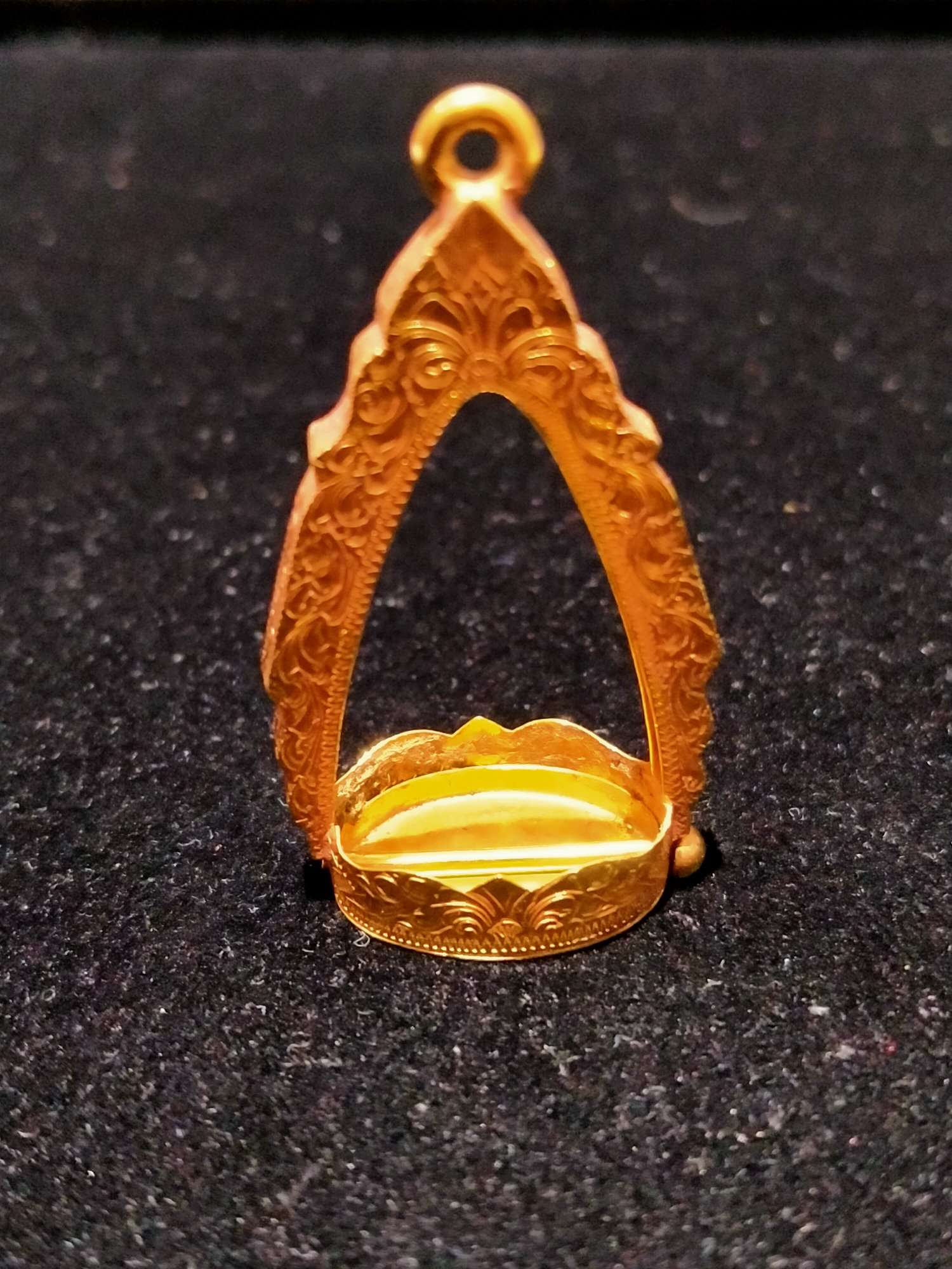 K14 Gold