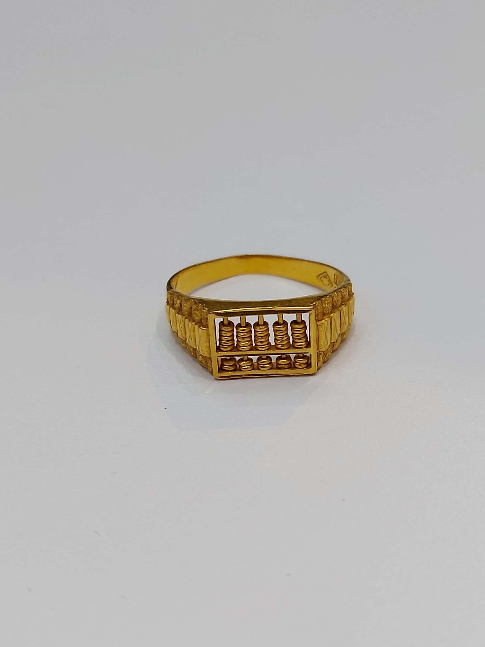 K22 Gold