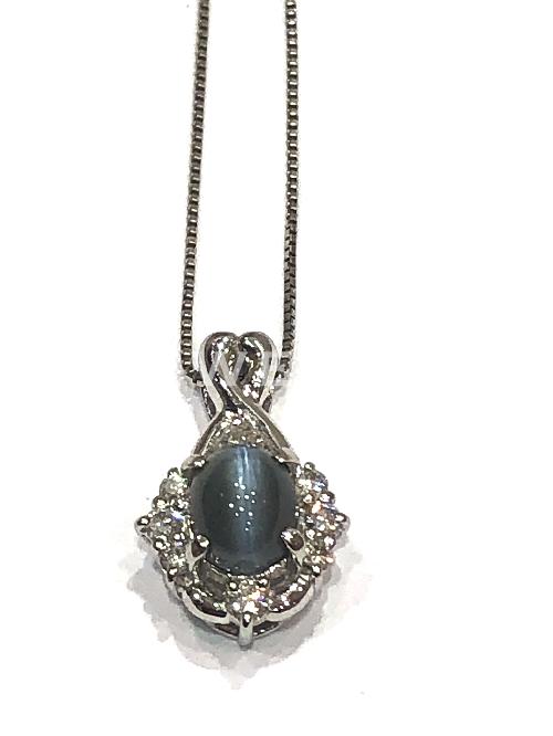 cat's eye necklace