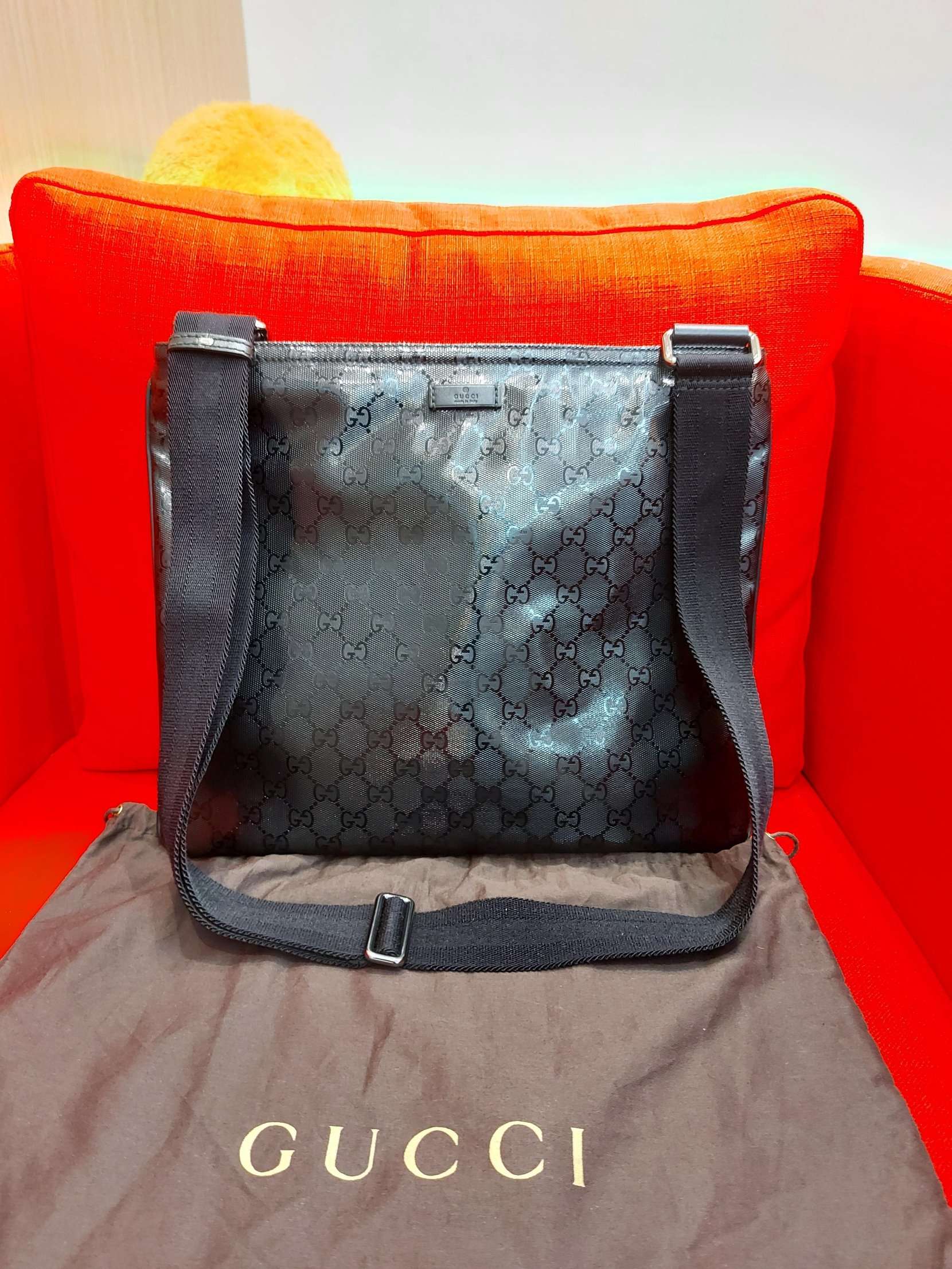 GUCCI