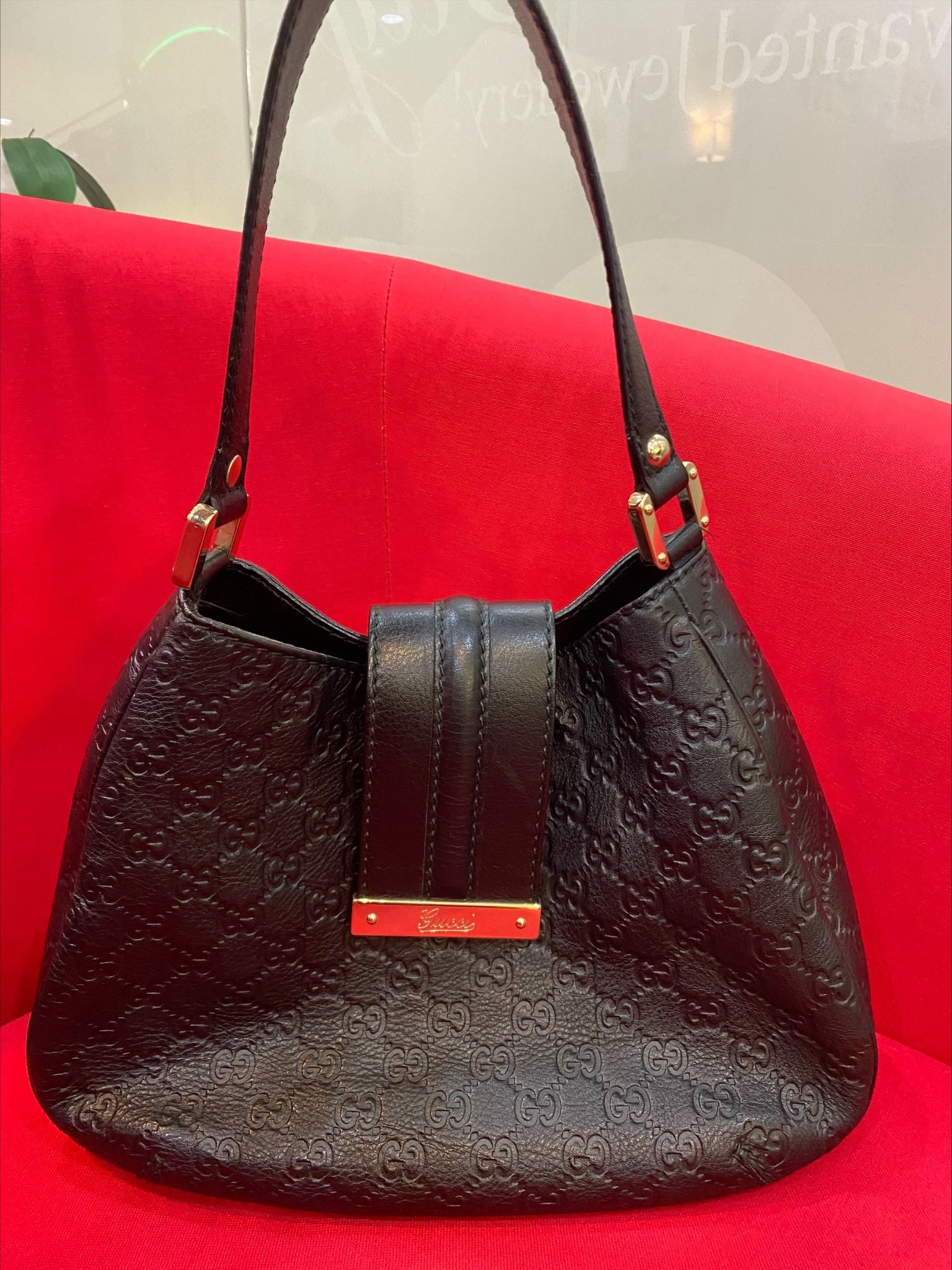 GUCCI