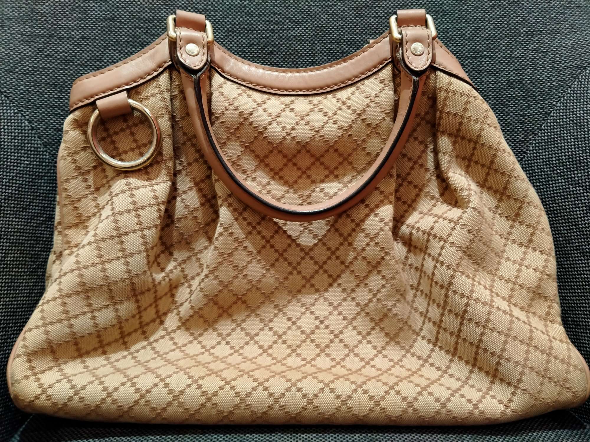 GUCCI