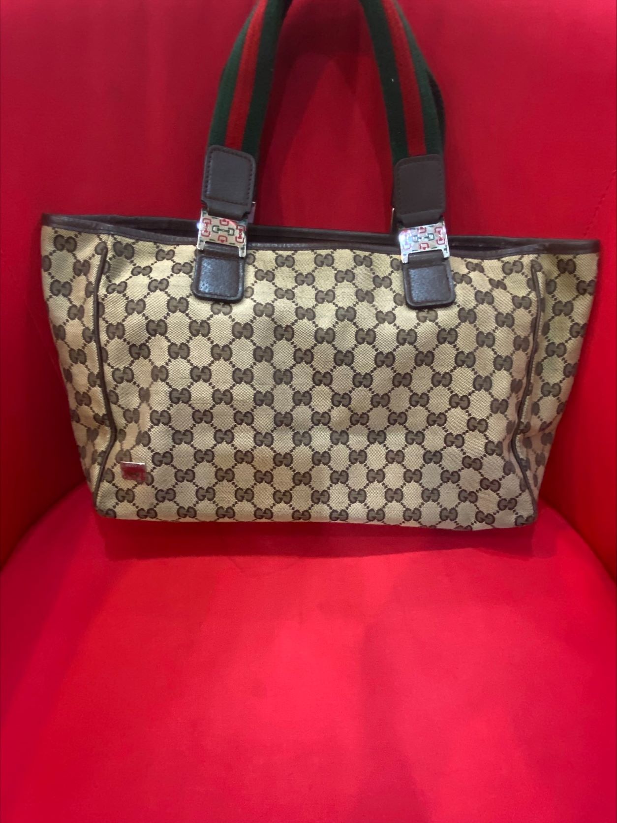 GUCCI