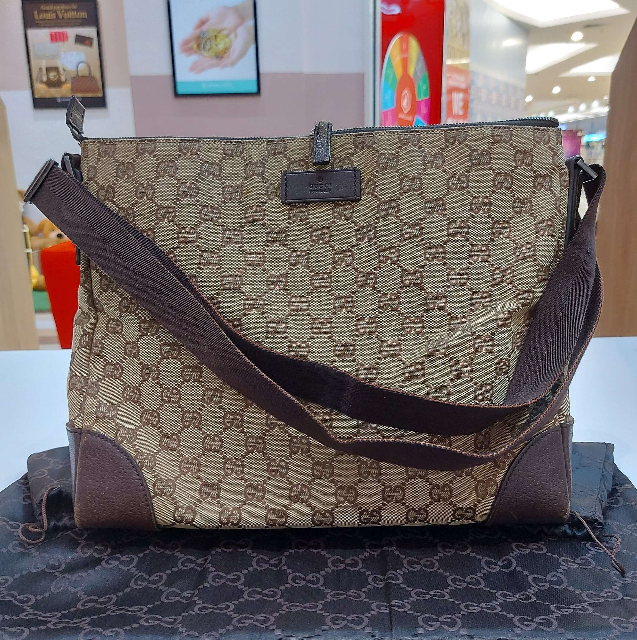 GUCCI