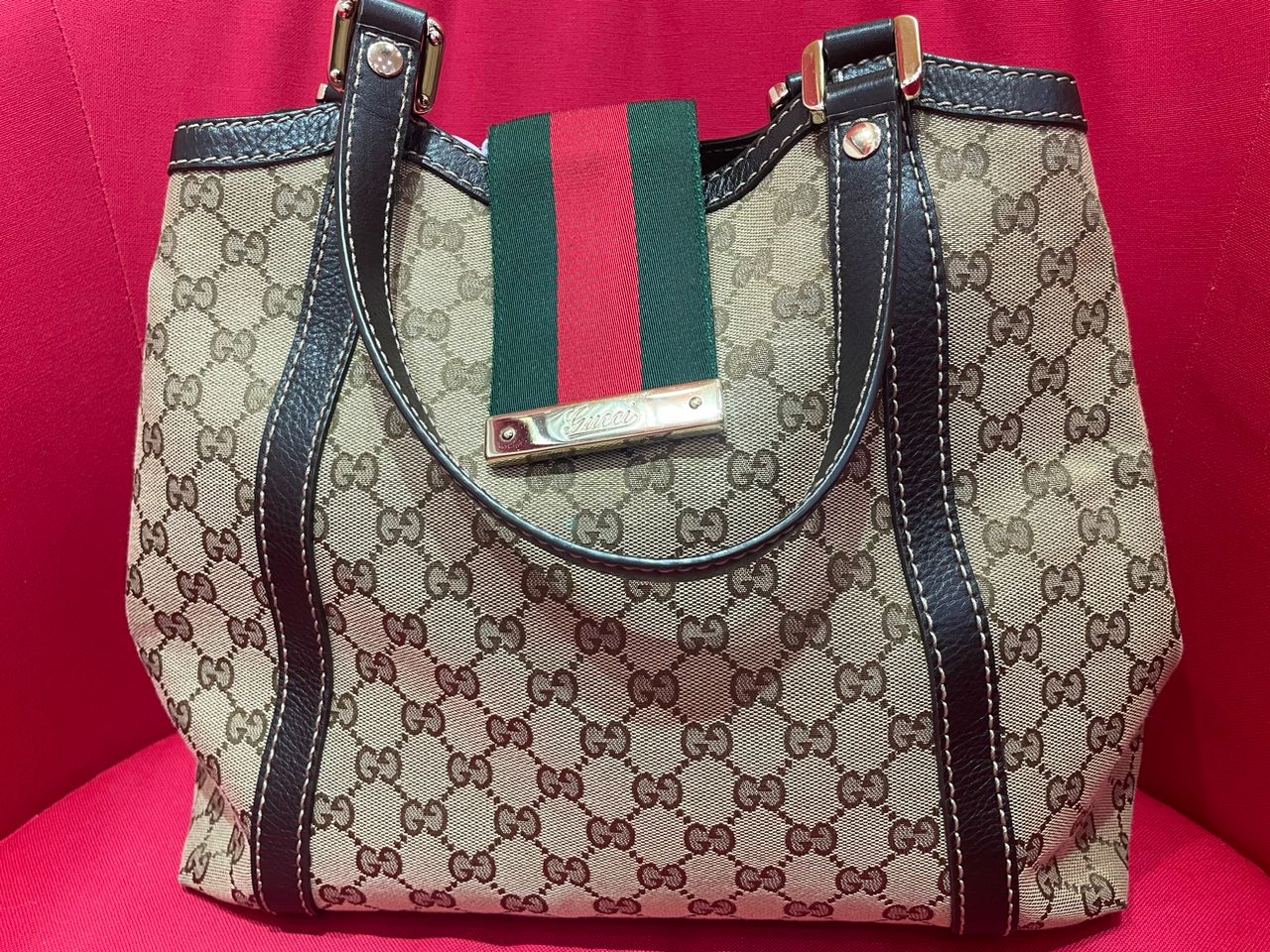 GUCCI