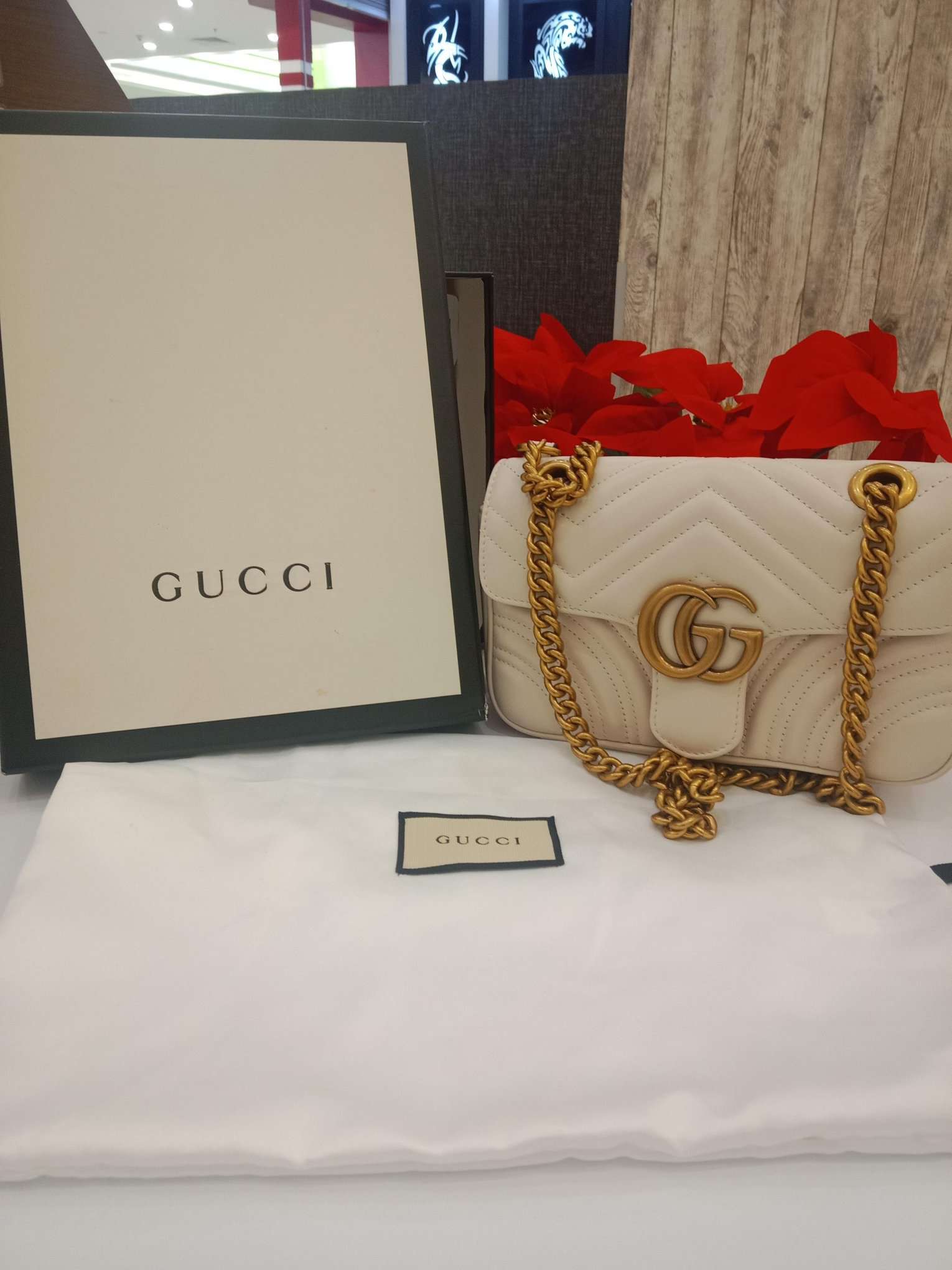 GUCCI