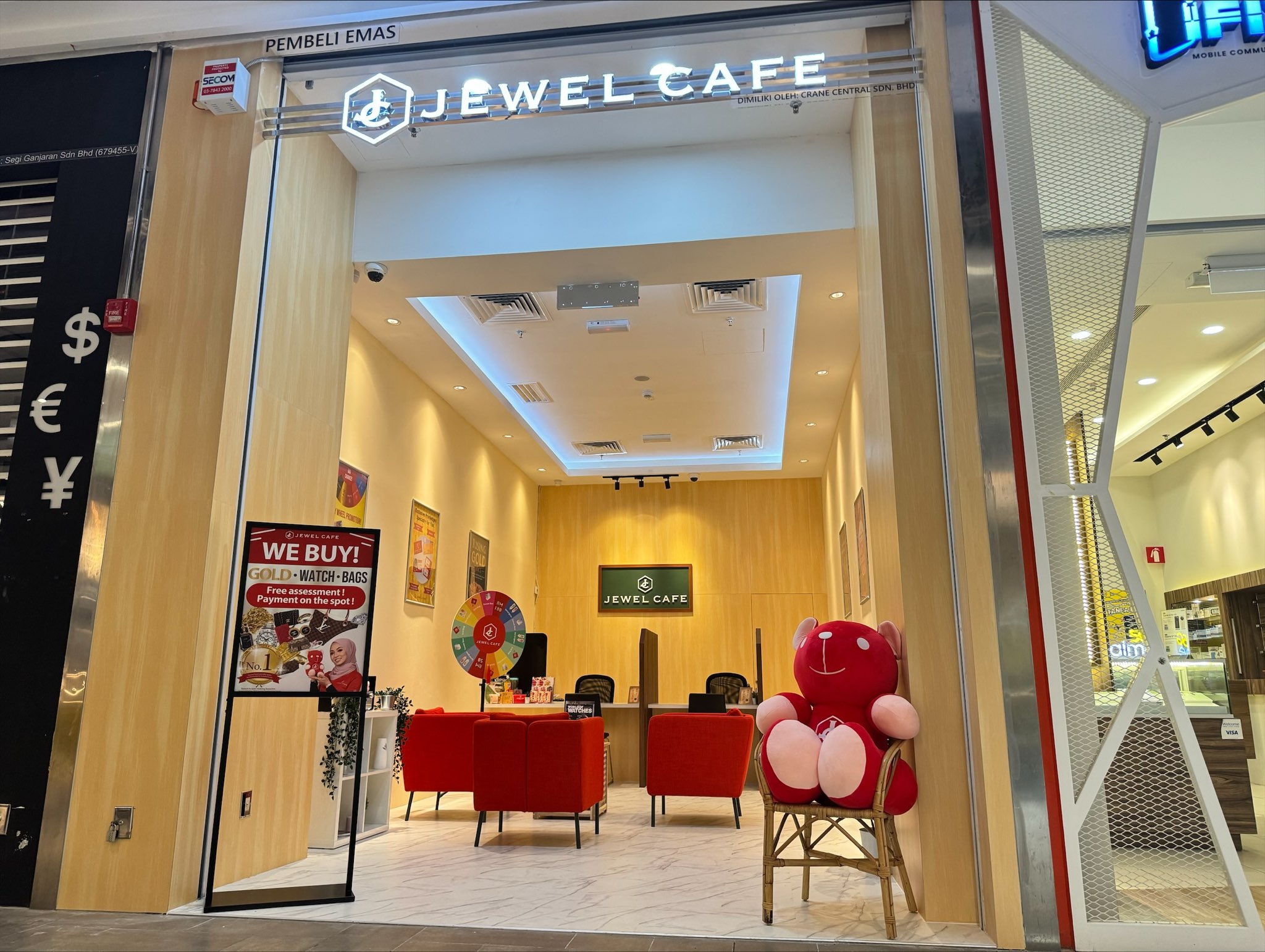 Jewel Cafe Toppen Entrance