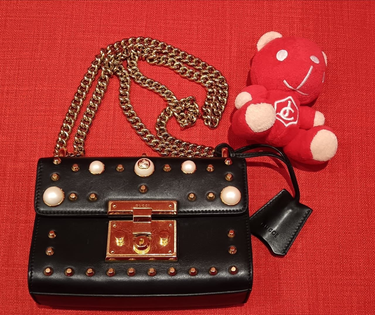 GUCCI