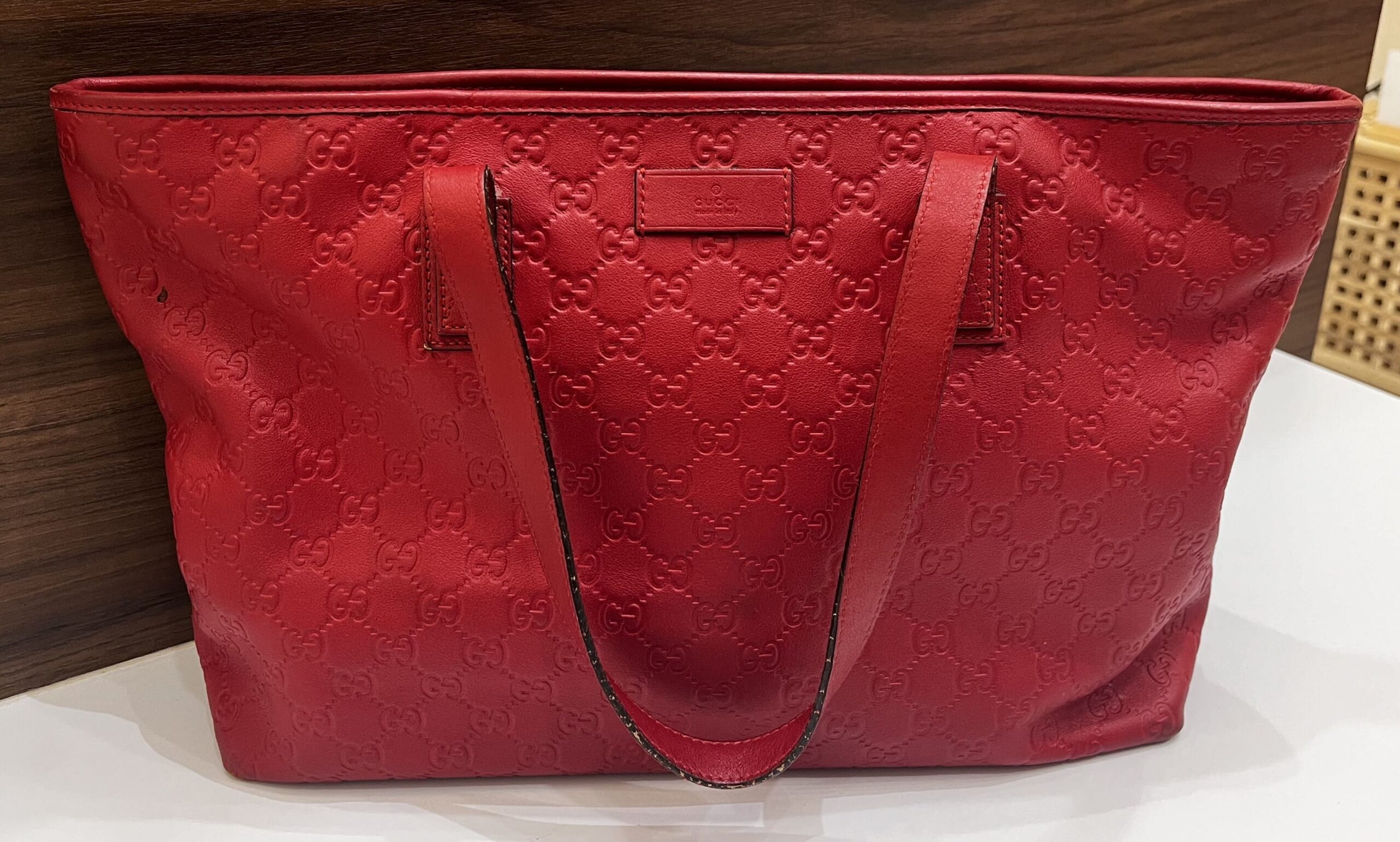 GUCCI