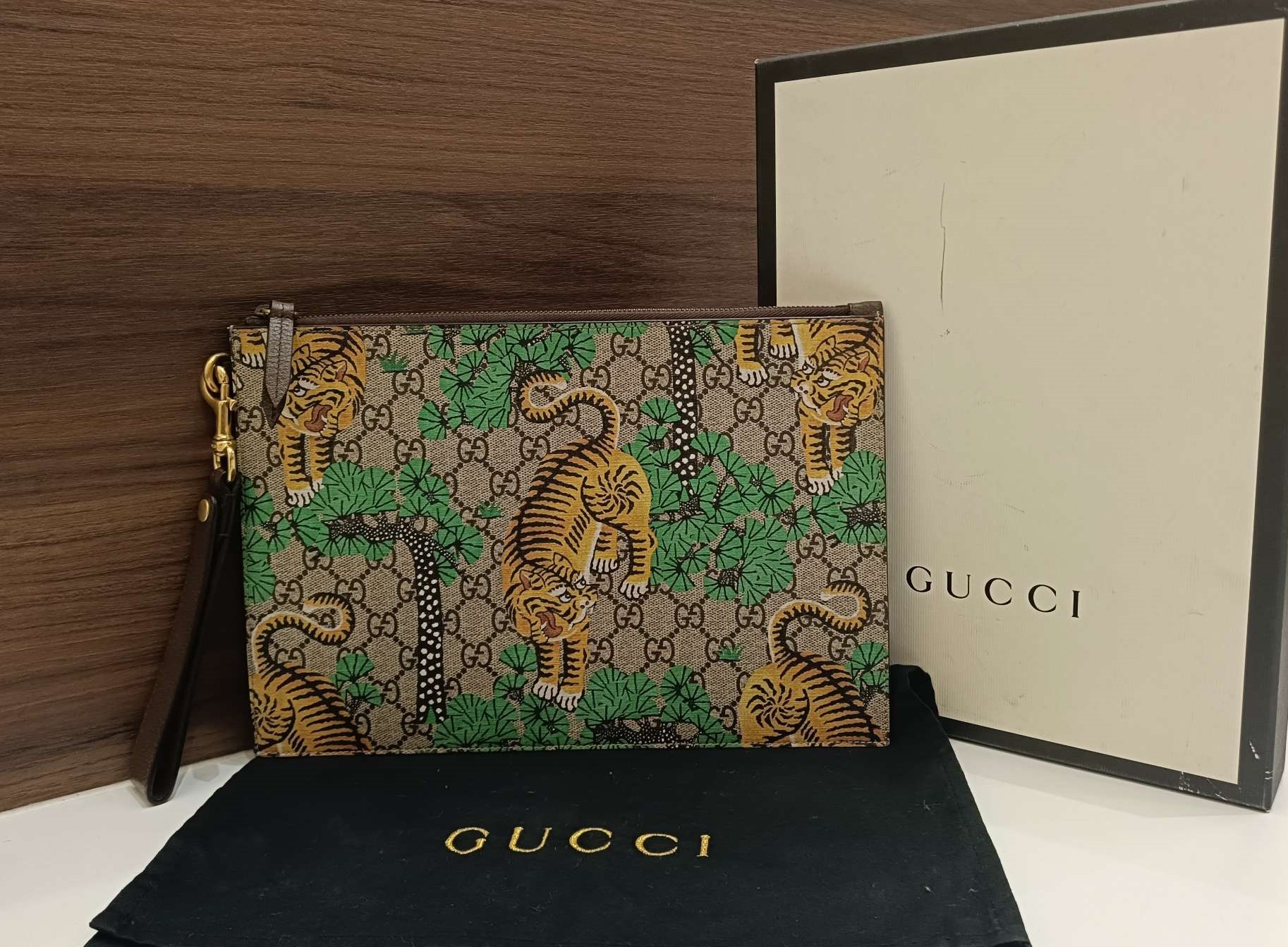GUCCI
