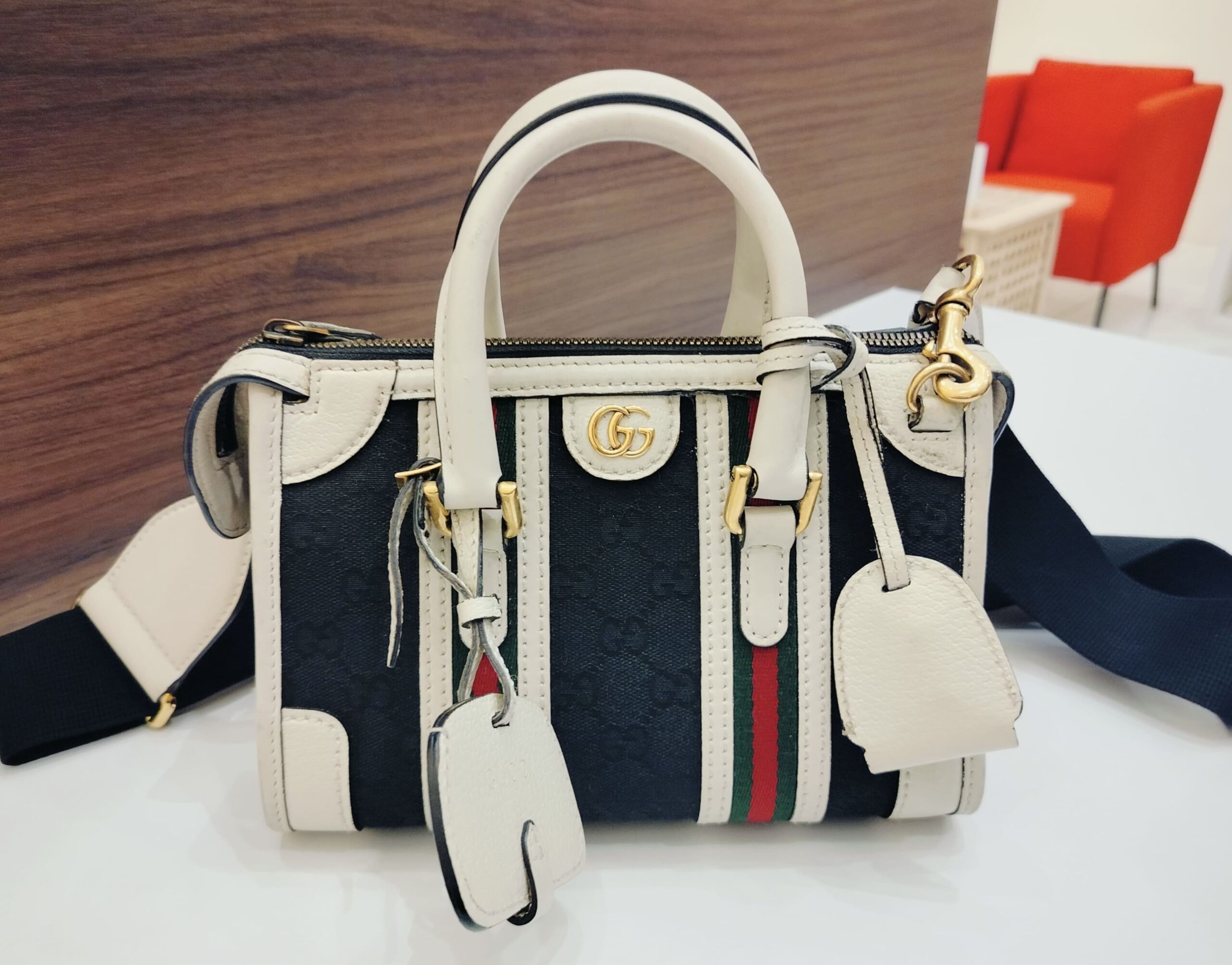 GUCCI