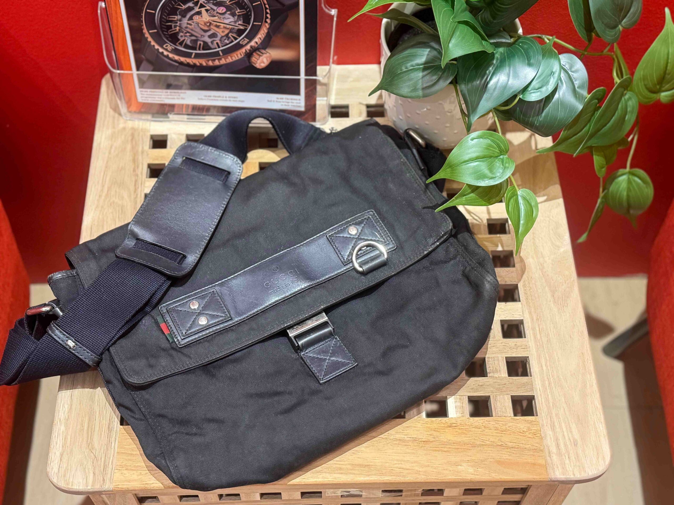 GUCCI